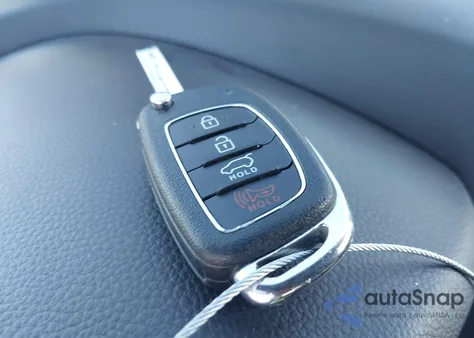 2017 Hyundai Santa Fe Sport 2.4L из США, поврежденный, VIN 5NMZU3LB7HH009896